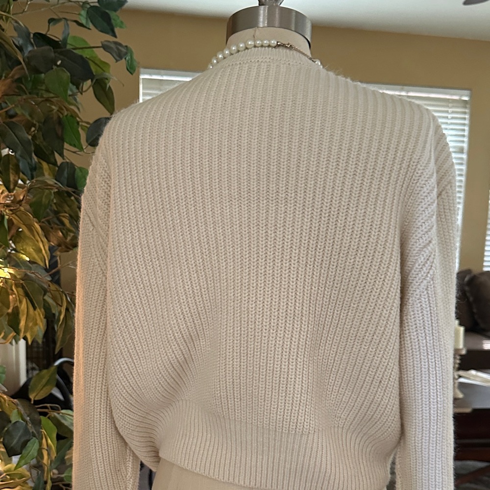 Zara Cream Ribbed Sweater - Picture 3 of 3